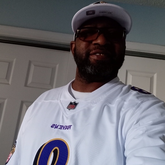 Meet your Posher, George - Picture 1 of 1